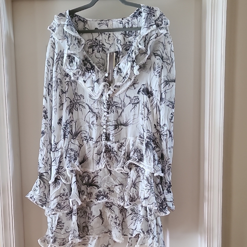 Anthropologie Black/White Chiffon Feel Ruffled Dress Size M